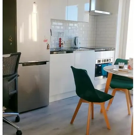 아파트 Designed Penthouse, Center *